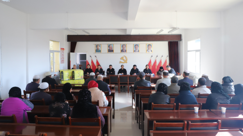 省物產(chǎn)集團黨委赴定點幫扶村調研慰問