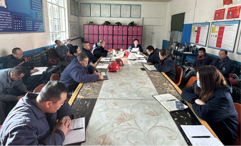 對標對表新要求 主動作為抓落實&mdash;&mdash;物產(chǎn)工投公司紀委召開學習貫徹中紀委、省紀委二次全會精神專題會議暨節(jié)前廉政教育警示會