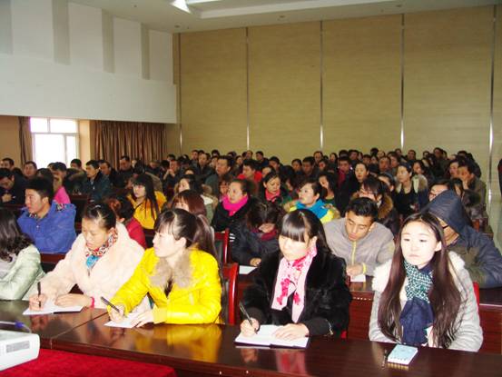 內(nèi)強(qiáng)個人素質(zhì)，外塑企業(yè)形象