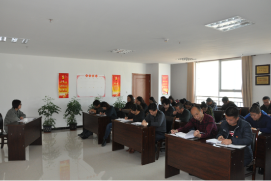 集團(tuán)黨委委員、副總經(jīng)理劉玲同志宣講黨的十九大精神