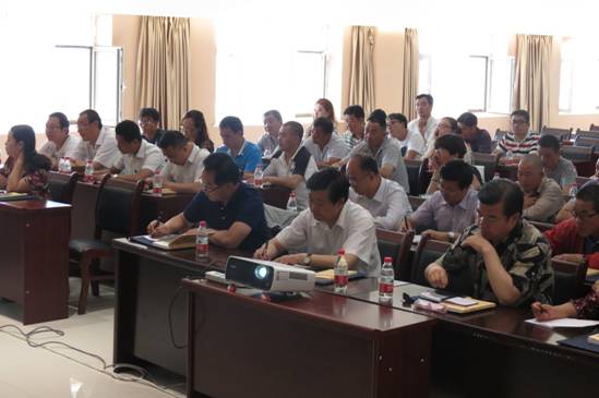 加強業(yè)務(wù)培訓(xùn)，提升工作能力