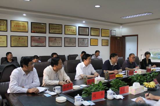 省委常委、副省長駱玉林實地考察物產(chǎn)集團(tuán)&ldquo;雙百&rdquo;行動重點項目